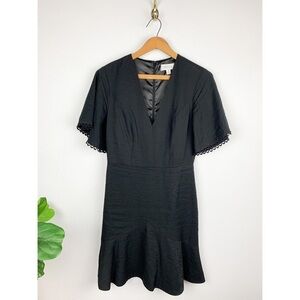 Shilla The Label Women’s Black V-Neck Flare Sleeve Mini Dress Sz S
